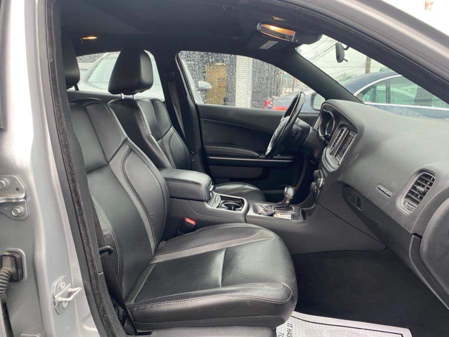 Used Dodge Charger SXT RWD 2019 | Champion Used Auto Sales. Linden, New Jersey