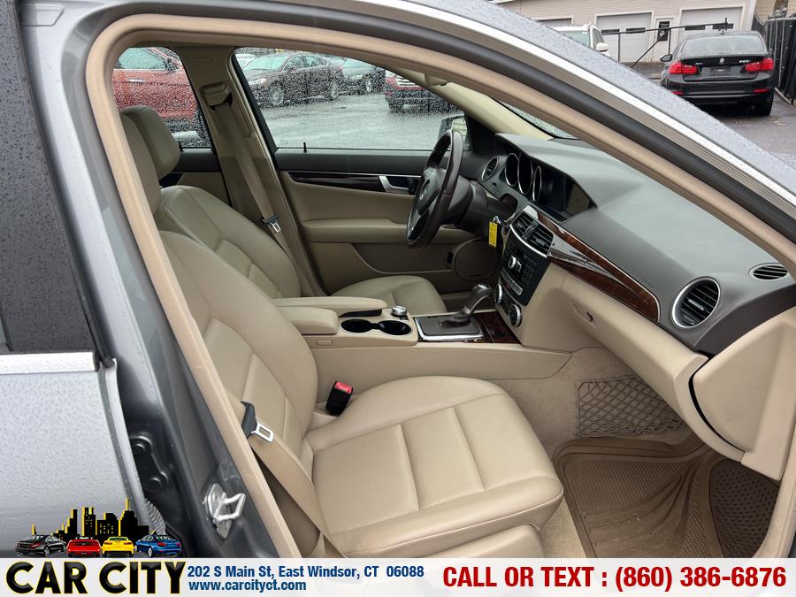 Used Mercedes-Benz C-Class 4dr Sdn C300 Sport 4MATIC 2013 | Car City LLC. East Windsor, Connecticut Used Mercedes-Benz C-Class 4dr Sdn C300 Sport 4MATIC 2013 | Car City LLC. East Windsor, Connecticut
