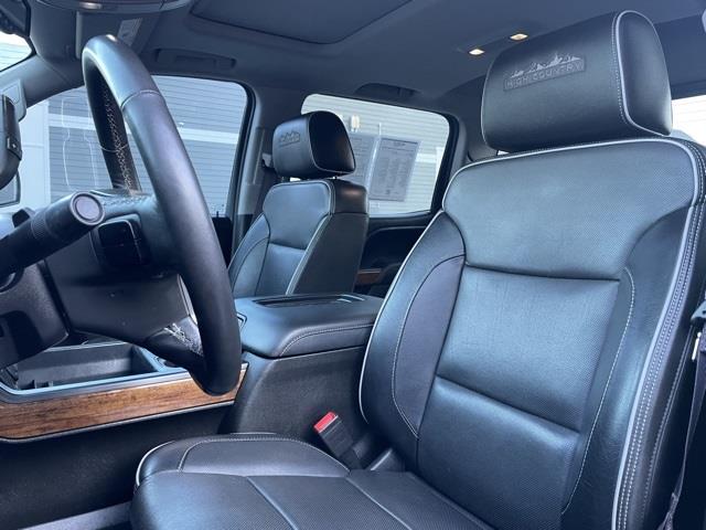 2017 Chevrolet Silverado 1500 High Country, available for sale in Brookfield, Connecticut | Blasius Federal Road. Brookfield, Connecticut 2017 Chevrolet Silverado 1500 High Country, available for sale in Brookfield, Connecticut | Blasius Federal Road. Brookfield, Connecticut