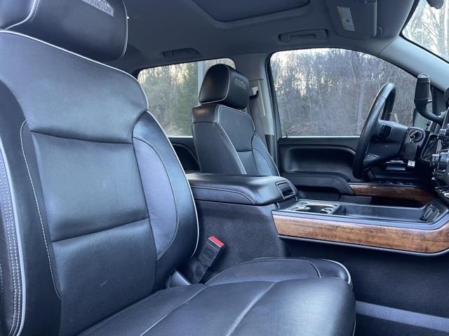 2017 Chevrolet Silverado 1500 High Country, available for sale in Brookfield, Connecticut | Blasius Federal Road. Brookfield, Connecticut 2017 Chevrolet Silverado 1500 High Country, available for sale in Brookfield, Connecticut | Blasius Federal Road. Brookfield, Connecticut