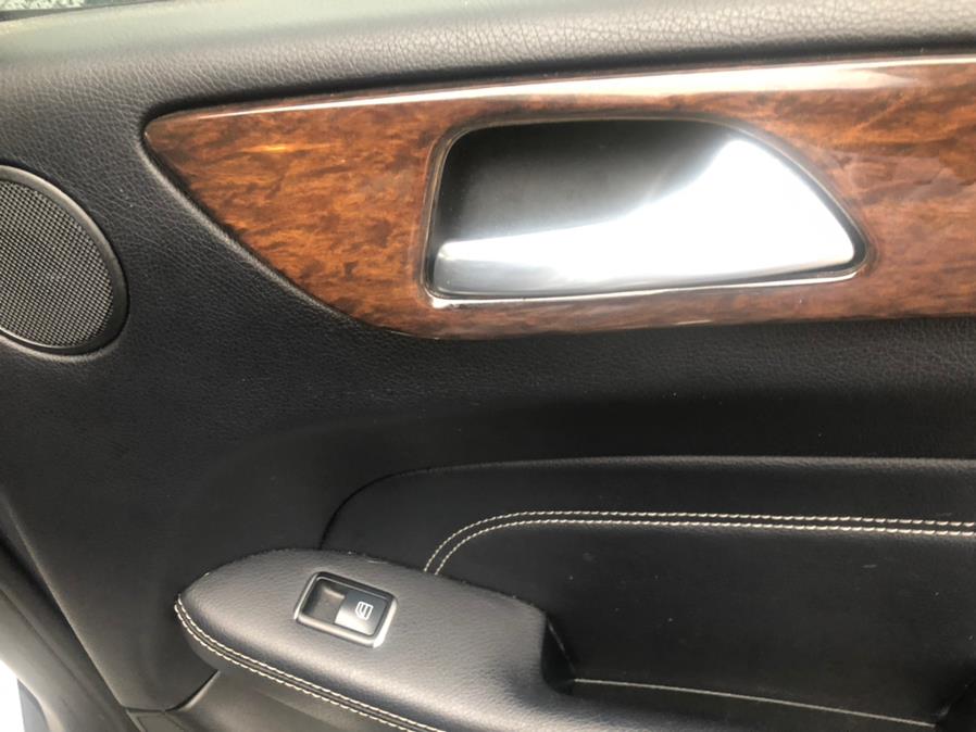 2012 Mercedes-Benz M-Class 4MATIC 4dr ML 350, available for sale in Irvington, New Jersey | Elis Motors Corp. Irvington, New Jersey 2012 Mercedes-Benz M-Class 4MATIC 4dr ML 350, available for sale in Irvington, New Jersey | Elis Motors Corp. Irvington, New Jersey
