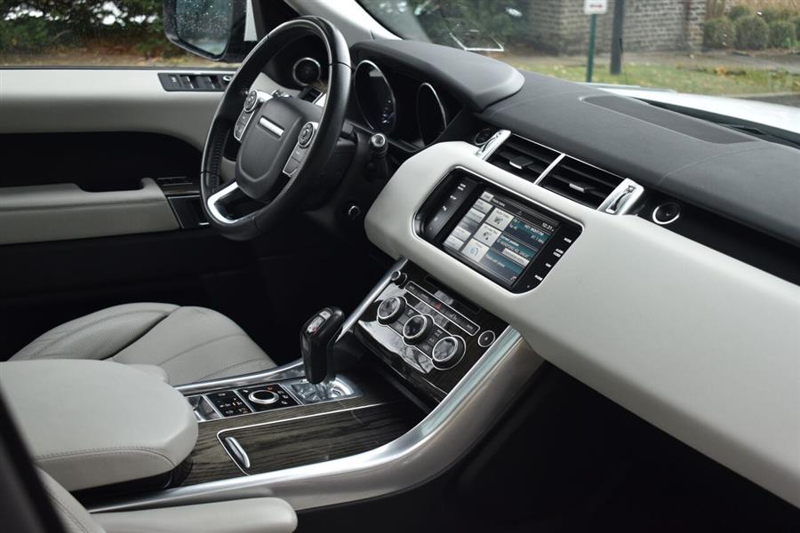 2015 Land Rover Range Rover Sport 3.0L V6 Supercharged HSE, available for sale in Great Neck, New York | Camy Cars. Great Neck, New York 2015 Land Rover Range Rover Sport 3.0L V6 Supercharged HSE, available for sale in Great Neck, New York | Camy Cars. Great Neck, New York
