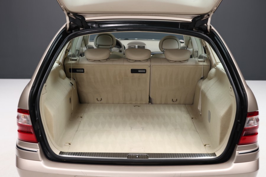 2004 Mercedes-Benz E-Class 4dr Wgn 5.0L 4MATIC, available for sale in North Salem, New York | Meccanic Shop North Inc. North Salem, New York 2004 Mercedes-Benz E-Class 4dr Wgn 5.0L 4MATIC, available for sale in North Salem, New York | Meccanic Shop North Inc. North Salem, New York