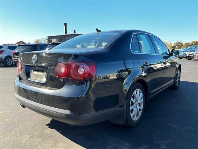 2010 Volkswagen Jetta SE, available for sale in Stratford, Connecticut | Wiz Leasing Inc. Stratford, Connecticut 2010 Volkswagen Jetta SE, available for sale in Stratford, Connecticut | Wiz Leasing Inc. Stratford, Connecticut