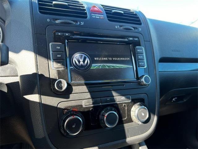 2010 Volkswagen Jetta SE, available for sale in Stratford, Connecticut | Wiz Leasing Inc. Stratford, Connecticut 2010 Volkswagen Jetta SE, available for sale in Stratford, Connecticut | Wiz Leasing Inc. Stratford, Connecticut