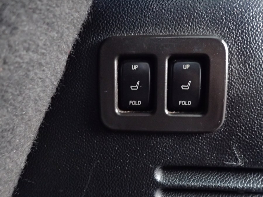 Used Lincoln Navigator 4WD 4dr 2012 | Eagleville Motors. Storrs, Connecticut Used Lincoln Navigator 4WD 4dr 2012 | Eagleville Motors. Storrs, Connecticut