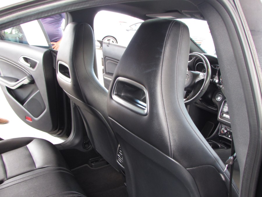 2017 Mercedes-Benz CLA CLA 250 Coupe, available for sale in Orlando, Florida | VIP Auto Enterprise, Inc. Orlando, Florida 2017 Mercedes-Benz CLA CLA 250 Coupe, available for sale in Orlando, Florida | VIP Auto Enterprise, Inc. Orlando, Florida
