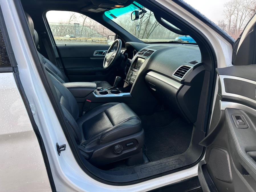 2014 Ford Explorer 4WD 4dr XLT, available for sale in Derby, Connecticut | Bridge Motors LLC. Derby, Connecticut 2014 Ford Explorer 4WD 4dr XLT, available for sale in Derby, Connecticut | Bridge Motors LLC. Derby, Connecticut