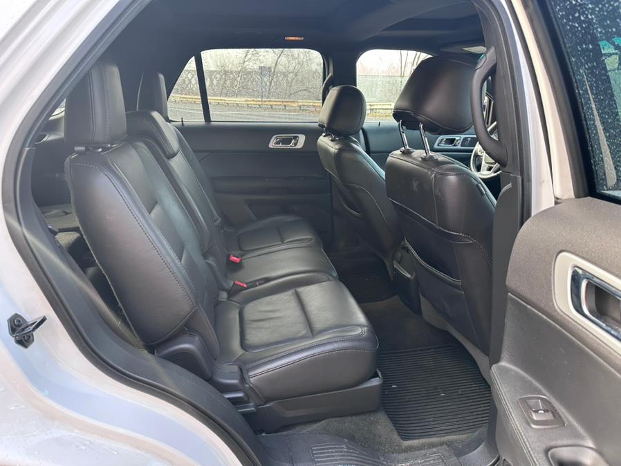 2014 Ford Explorer 4WD 4dr XLT, available for sale in Derby, Connecticut | Bridge Motors LLC. Derby, Connecticut 2014 Ford Explorer 4WD 4dr XLT, available for sale in Derby, Connecticut | Bridge Motors LLC. Derby, Connecticut
