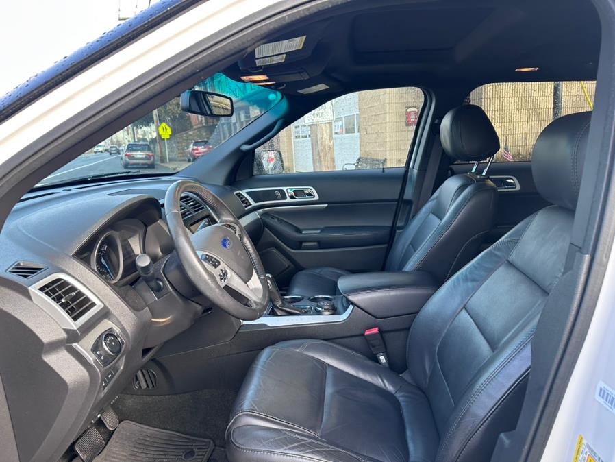 2014 Ford Explorer 4WD 4dr XLT, available for sale in Derby, Connecticut | Bridge Motors LLC. Derby, Connecticut 2014 Ford Explorer 4WD 4dr XLT, available for sale in Derby, Connecticut | Bridge Motors LLC. Derby, Connecticut