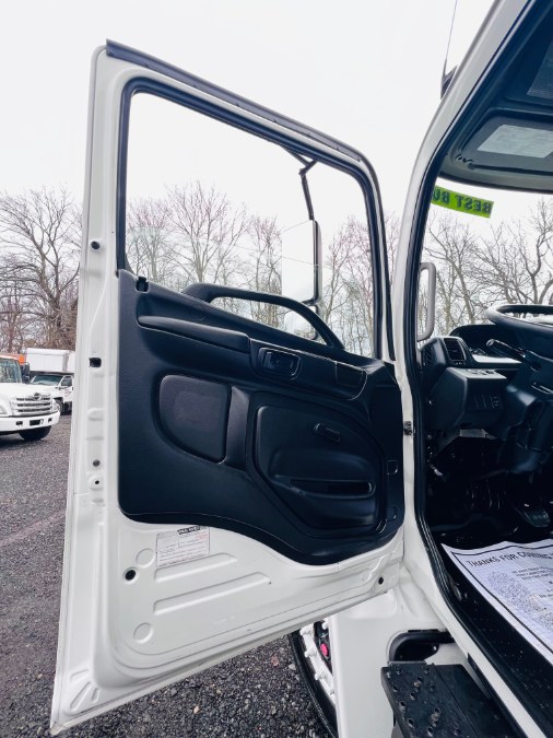 2017 HINO 268A 26FT DRY BOX + LIFT GATE + NO CDL, available for sale in South Amboy, New Jersey | NJ Truck Spot. South Amboy, New Jersey 2017 HINO 268A 26FT DRY BOX + LIFT GATE + NO CDL, available for sale in South Amboy, New Jersey | NJ Truck Spot. South Amboy, New Jersey