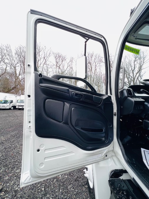 2017 HINO 268A 26 FEET DRY BOX + LIFT GATE + NO CDL, available for sale in South Amboy, New Jersey | NJ Truck Spot. South Amboy, New Jersey 2017 HINO 268A 26 FEET DRY BOX + LIFT GATE + NO CDL, available for sale in South Amboy, New Jersey | NJ Truck Spot. South Amboy, New Jersey