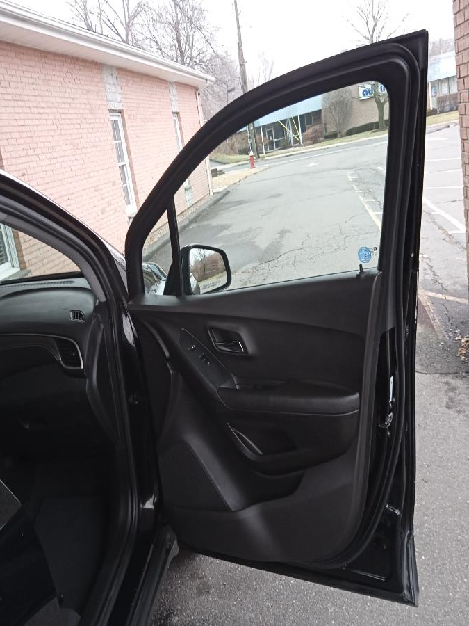 2017 Chevrolet Trax AWD 4dr LT, available for sale in New Britain, Connecticut | Supreme Automotive. New Britain, Connecticut 2017 Chevrolet Trax AWD 4dr LT, available for sale in New Britain, Connecticut | Supreme Automotive. New Britain, Connecticut