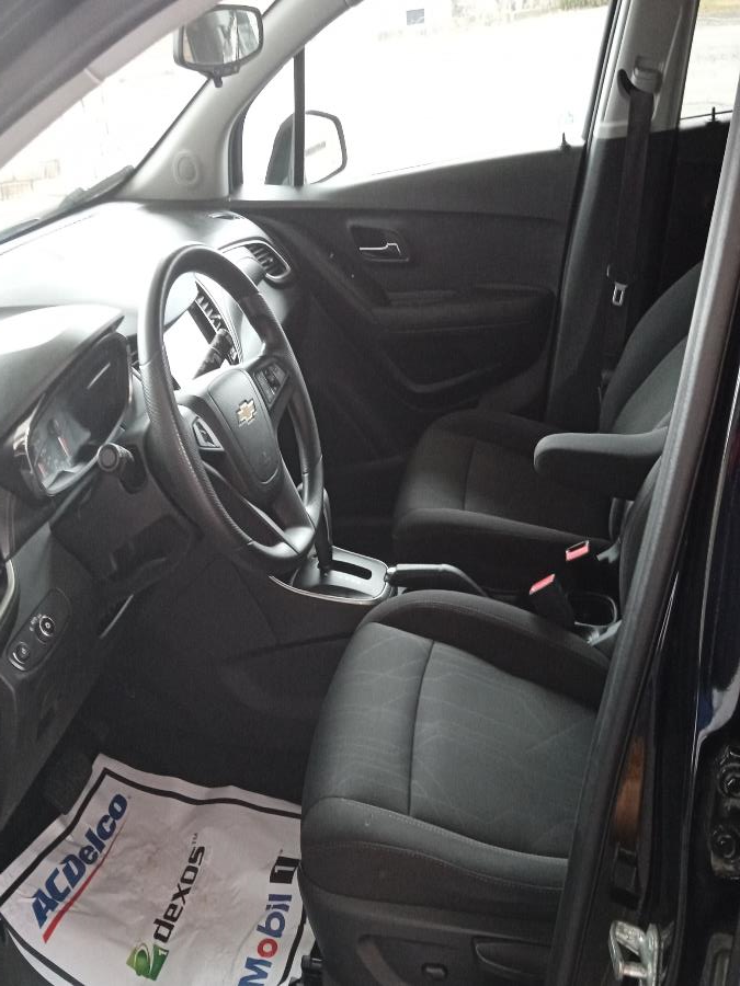 2017 Chevrolet Trax AWD 4dr LT, available for sale in New Britain, Connecticut | Supreme Automotive. New Britain, Connecticut 2017 Chevrolet Trax AWD 4dr LT, available for sale in New Britain, Connecticut | Supreme Automotive. New Britain, Connecticut