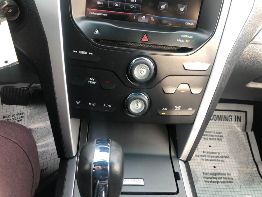 2015 Ford Explorer 4WD 4dr XLT, available for sale in Irvington, New Jersey | Elis Motors Corp. Irvington, New Jersey 2015 Ford Explorer 4WD 4dr XLT, available for sale in Irvington, New Jersey | Elis Motors Corp. Irvington, New Jersey