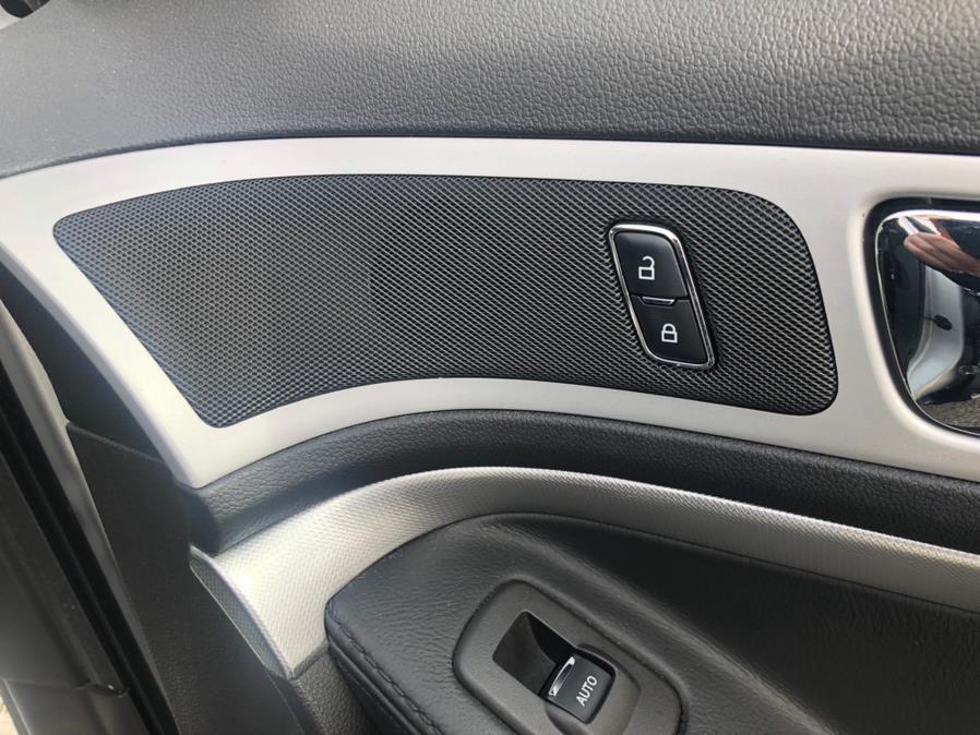 2015 Ford Explorer 4WD 4dr XLT, available for sale in Irvington, New Jersey | Elis Motors Corp. Irvington, New Jersey 2015 Ford Explorer 4WD 4dr XLT, available for sale in Irvington, New Jersey | Elis Motors Corp. Irvington, New Jersey