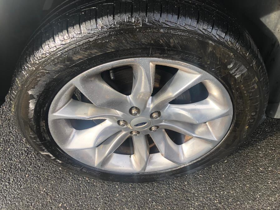 2015 Ford Explorer 4WD 4dr XLT, available for sale in Irvington, New Jersey | Elis Motors Corp. Irvington, New Jersey 2015 Ford Explorer 4WD 4dr XLT, available for sale in Irvington, New Jersey | Elis Motors Corp. Irvington, New Jersey