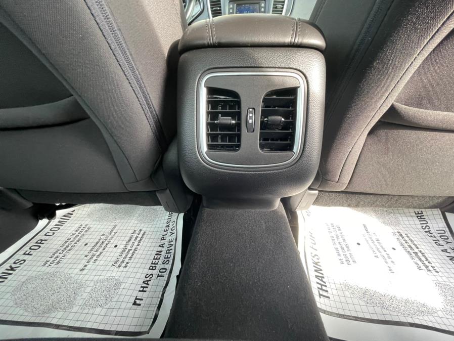 2015 Chrysler 200 4dr Sdn Limited FWD, available for sale in Irvington, New Jersey | Elis Motors Corp. Irvington, New Jersey 2015 Chrysler 200 4dr Sdn Limited FWD, available for sale in Irvington, New Jersey | Elis Motors Corp. Irvington, New Jersey
