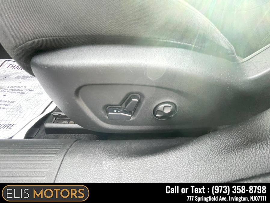 2015 Chrysler 200 4dr Sdn Limited FWD, available for sale in Irvington, New Jersey | Elis Motors Corp. Irvington, New Jersey 2015 Chrysler 200 4dr Sdn Limited FWD, available for sale in Irvington, New Jersey | Elis Motors Corp. Irvington, New Jersey