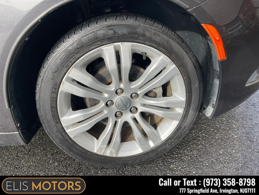 2015 Chrysler 200 4dr Sdn Limited FWD, available for sale in Irvington, New Jersey | Elis Motors Corp. Irvington, New Jersey 2015 Chrysler 200 4dr Sdn Limited FWD, available for sale in Irvington, New Jersey | Elis Motors Corp. Irvington, New Jersey