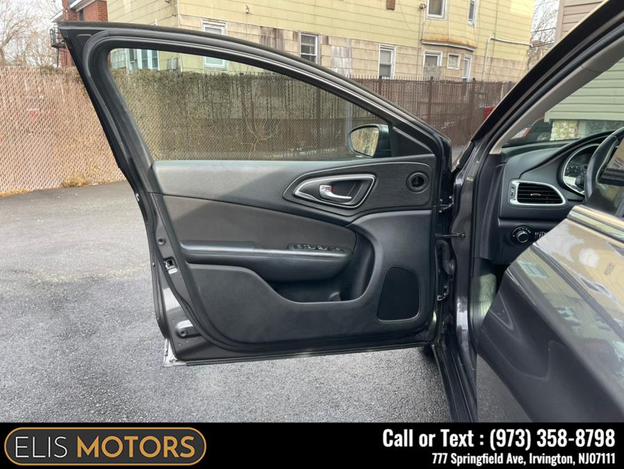 2015 Chrysler 200 4dr Sdn Limited FWD, available for sale in Irvington, New Jersey | Elis Motors Corp. Irvington, New Jersey 2015 Chrysler 200 4dr Sdn Limited FWD, available for sale in Irvington, New Jersey | Elis Motors Corp. Irvington, New Jersey