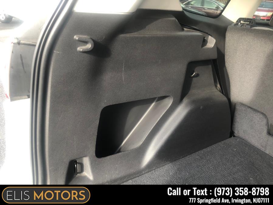 2013 Ford Escape 4WD 4dr SE, available for sale in Irvington, New Jersey | Elis Motors Corp. Irvington, New Jersey 2013 Ford Escape 4WD 4dr SE, available for sale in Irvington, New Jersey | Elis Motors Corp. Irvington, New Jersey