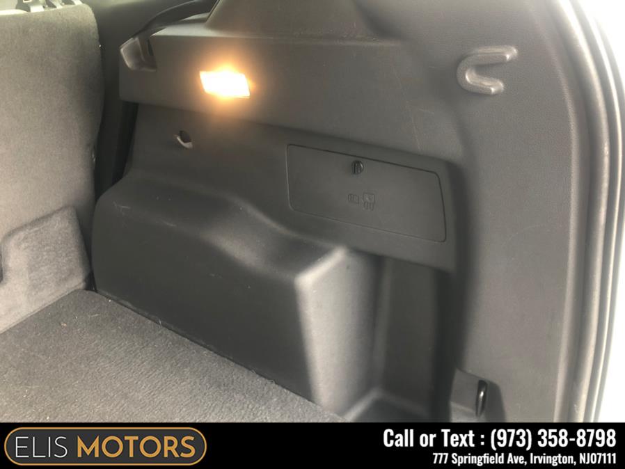 2013 Ford Escape 4WD 4dr SE, available for sale in Irvington, New Jersey | Elis Motors Corp. Irvington, New Jersey 2013 Ford Escape 4WD 4dr SE, available for sale in Irvington, New Jersey | Elis Motors Corp. Irvington, New Jersey