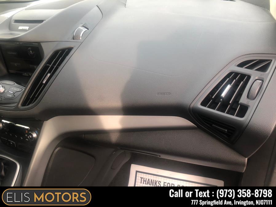 2013 Ford Escape 4WD 4dr SE, available for sale in Irvington, New Jersey | Elis Motors Corp. Irvington, New Jersey 2013 Ford Escape 4WD 4dr SE, available for sale in Irvington, New Jersey | Elis Motors Corp. Irvington, New Jersey