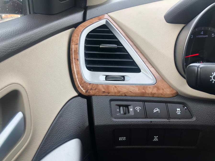 2016 Hyundai Santa Fe Sport AWD 4dr 2.4, available for sale in Irvington, New Jersey | Elis Motors Corp. Irvington, New Jersey 2016 Hyundai Santa Fe Sport AWD 4dr 2.4, available for sale in Irvington, New Jersey | Elis Motors Corp. Irvington, New Jersey