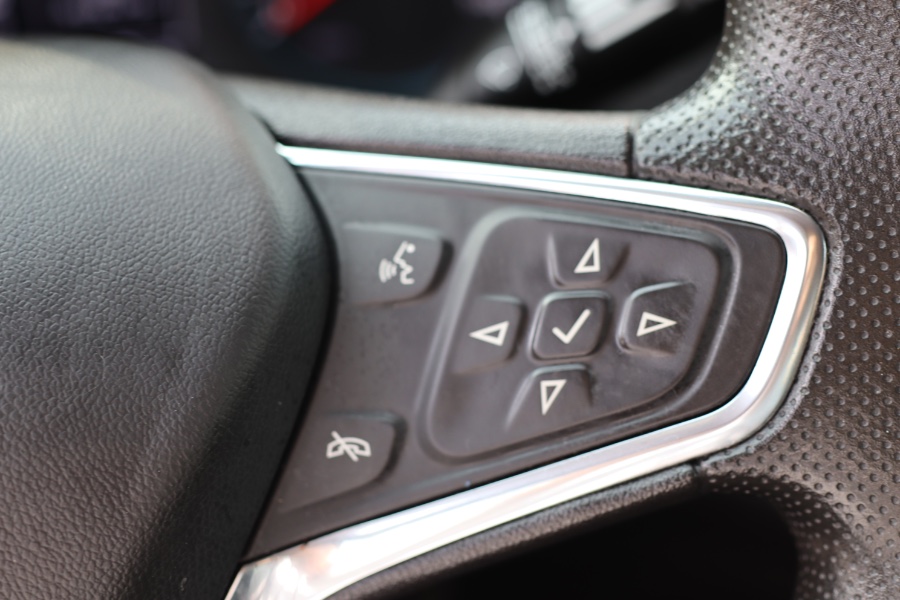 2020 Chevrolet Malibu 4dr Sdn LT, available for sale in Jamaica, New York | Hillside Auto Mall Inc.. Jamaica, New York 2020 Chevrolet Malibu 4dr Sdn LT, available for sale in Jamaica, New York | Hillside Auto Mall Inc.. Jamaica, New York