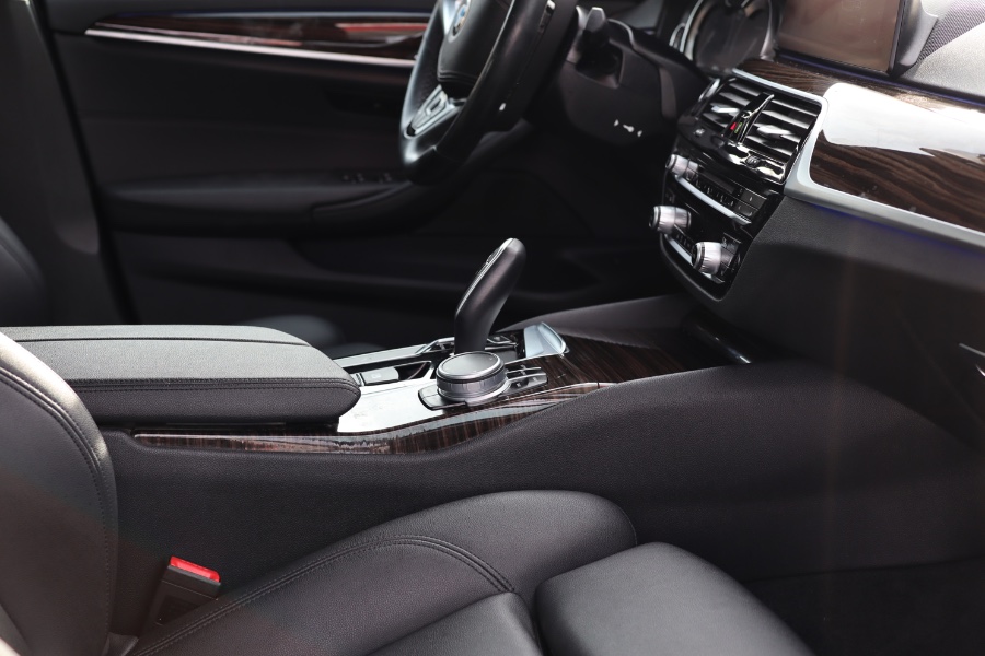 Used BMW 5 Series 530i xDrive Sedan 2019 | Hillside Auto Mall Inc.. Jamaica, New York Used BMW 5 Series 530i xDrive Sedan 2019 | Hillside Auto Mall Inc.. Jamaica, New York