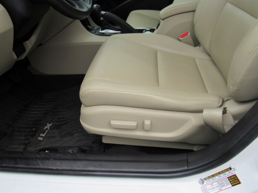 2016 Acura ILX BASE, available for sale in Worcester, Massachusetts | Hilario's Auto Sales Inc.. Worcester, Massachusetts 2016 Acura ILX BASE, available for sale in Worcester, Massachusetts | Hilario's Auto Sales Inc.. Worcester, Massachusetts