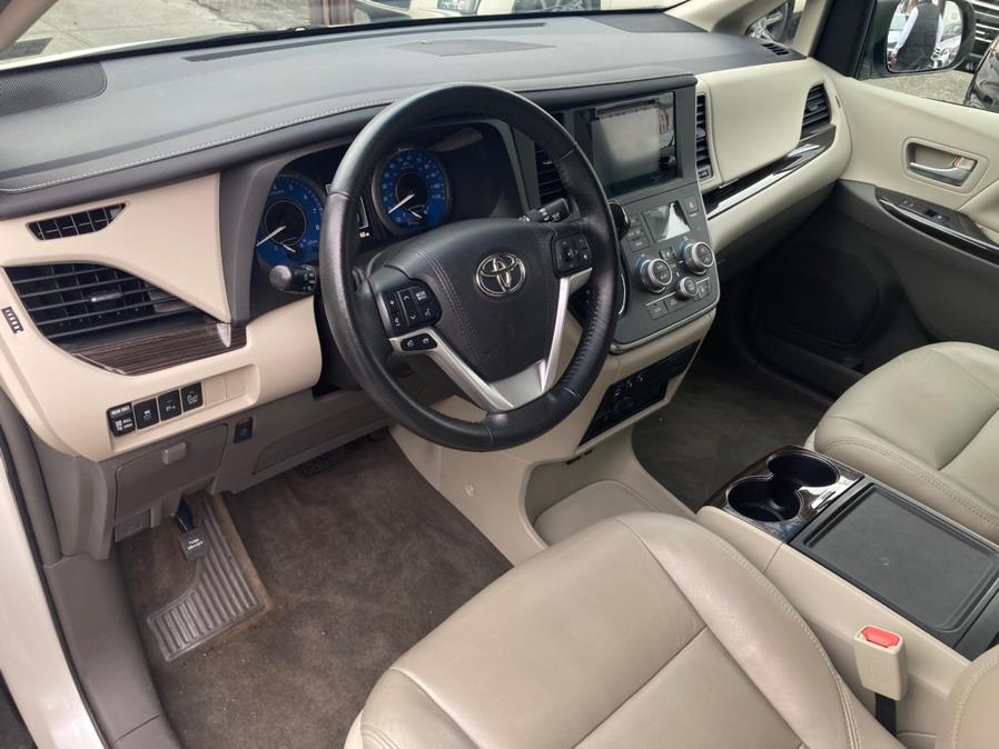 2015 Toyota Sienna 5dr 7-Pass Van XLE Premium AWD (Natl), available for sale in Brooklyn, New York | Carsbuck Inc.. Brooklyn, New York 2015 Toyota Sienna 5dr 7-Pass Van XLE Premium AWD (Natl), available for sale in Brooklyn, New York | Carsbuck Inc.. Brooklyn, New York