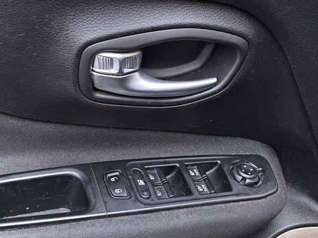 Used Jeep Renegade Latitude 2016 | Eastchester Motor Cars. Bronx, New York Used Jeep Renegade Latitude 2016 | Eastchester Motor Cars. Bronx, New York