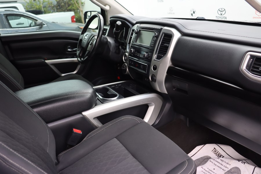 2019 Nissan Titan 4x4 Crew Cab PRO-4X, available for sale in Santa Ana, California | Auto Max Of Santa Ana. Santa Ana, California 2019 Nissan Titan 4x4 Crew Cab PRO-4X, available for sale in Santa Ana, California | Auto Max Of Santa Ana. Santa Ana, California