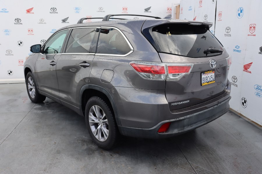 2015 Toyota Highlander FWD 4dr V6 LE Plus (Natl), available for sale in Santa Ana, California | Auto Max Of Santa Ana. Santa Ana, California 2015 Toyota Highlander FWD 4dr V6 LE Plus (Natl), available for sale in Santa Ana, California | Auto Max Of Santa Ana. Santa Ana, California
