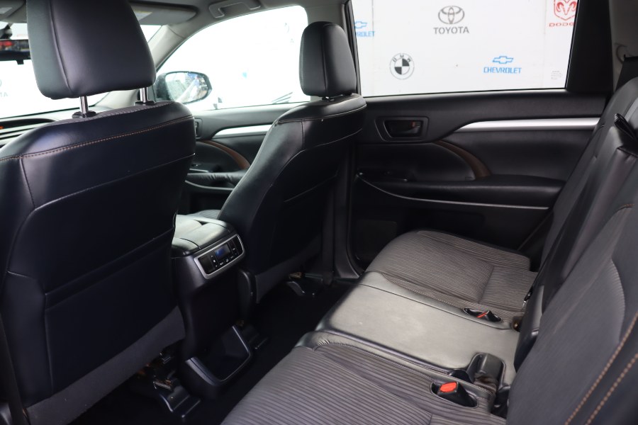 2015 Toyota Highlander FWD 4dr V6 LE Plus (Natl), available for sale in Santa Ana, California | Auto Max Of Santa Ana. Santa Ana, California 2015 Toyota Highlander FWD 4dr V6 LE Plus (Natl), available for sale in Santa Ana, California | Auto Max Of Santa Ana. Santa Ana, California