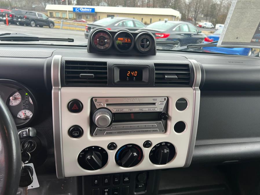 2010 Toyota FJ Cruiser 4WD 4dr Auto (Natl), available for sale in Berlin, Connecticut | Tru Auto Mall. Berlin, Connecticut 2010 Toyota FJ Cruiser 4WD 4dr Auto (Natl), available for sale in Berlin, Connecticut | Tru Auto Mall. Berlin, Connecticut
