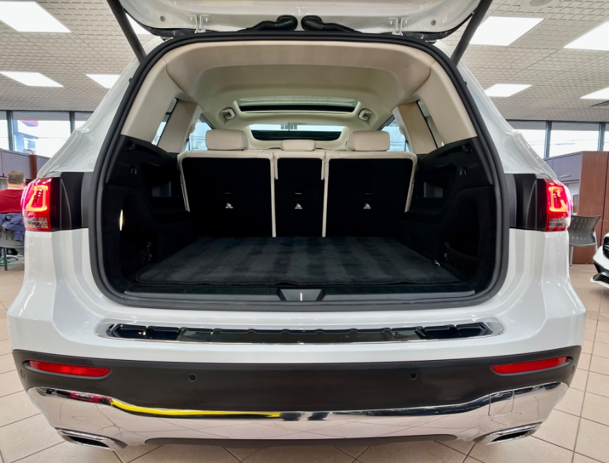 2021 Mercedes-Benz GLB GLB 250 4MATIC SUV, available for sale in Massapequa Park, New York | Power Motors East. Massapequa Park, New York 2021 Mercedes-Benz GLB GLB 250 4MATIC SUV, available for sale in Massapequa Park, New York | Power Motors East. Massapequa Park, New York