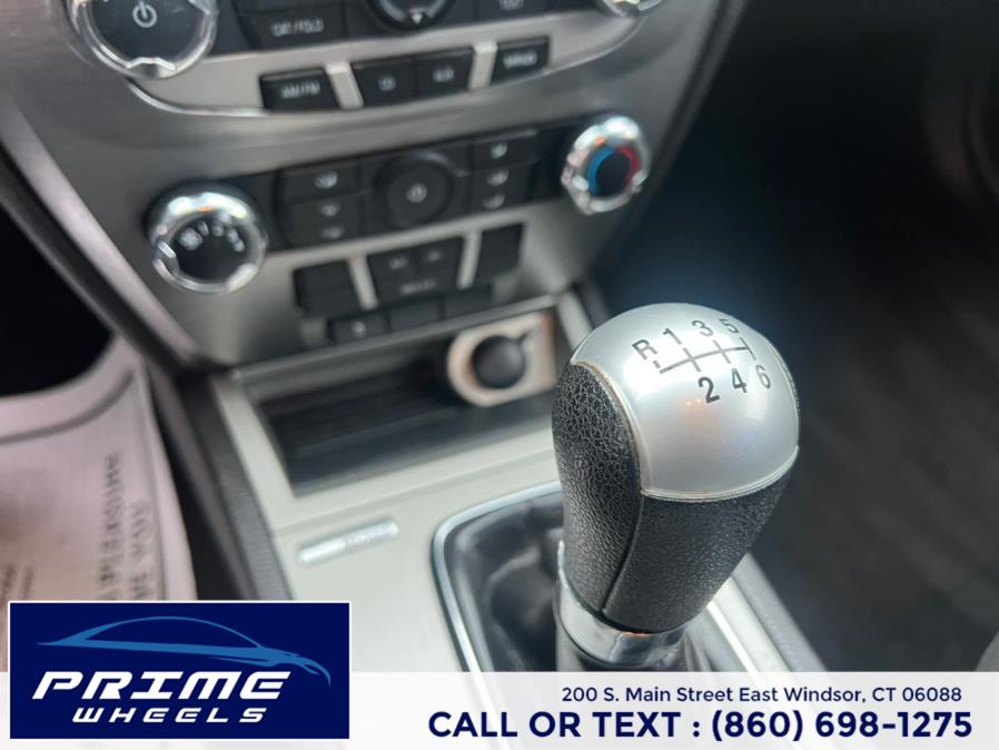 2010 Ford Fusion 4dr Sdn SE FWD, available for sale in East Windsor, Connecticut | Prime Wheels. East Windsor, Connecticut 2010 Ford Fusion 4dr Sdn SE FWD, available for sale in East Windsor, Connecticut | Prime Wheels. East Windsor, Connecticut