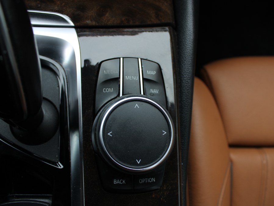 2019 BMW 5 Series 530i xDrive Sport Line Package, available for sale in Great Neck, New York | Auto Expo Ent Inc.. Great Neck, New York 2019 BMW 5 Series 530i xDrive Sport Line Package, available for sale in Great Neck, New York | Auto Expo Ent Inc.. Great Neck, New York