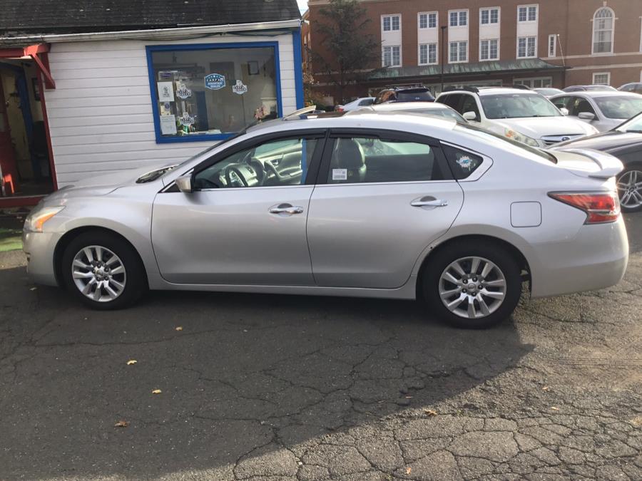 2014 Nissan Altima 2.5 SV4doors l, available for sale in Manchester, Connecticut | Liberty Motors. Manchester, Connecticut 2014 Nissan Altima 2.5 SV4doors l, available for sale in Manchester, Connecticut | Liberty Motors. Manchester, Connecticut
