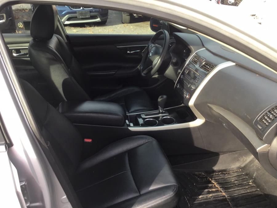 2014 Nissan Altima 2.5 SV4doors l, available for sale in Manchester, Connecticut | Liberty Motors. Manchester, Connecticut 2014 Nissan Altima 2.5 SV4doors l, available for sale in Manchester, Connecticut | Liberty Motors. Manchester, Connecticut