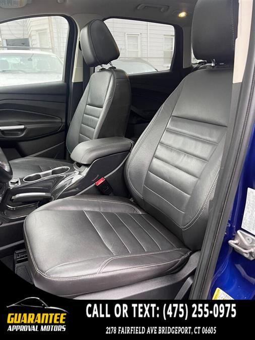 2015 Ford Escape Titanium AWD 4dr SUV, available for sale in Bridgeport, Connecticut | Guarantee Approval Motors. Bridgeport, Connecticut 2015 Ford Escape Titanium AWD 4dr SUV, available for sale in Bridgeport, Connecticut | Guarantee Approval Motors. Bridgeport, Connecticut