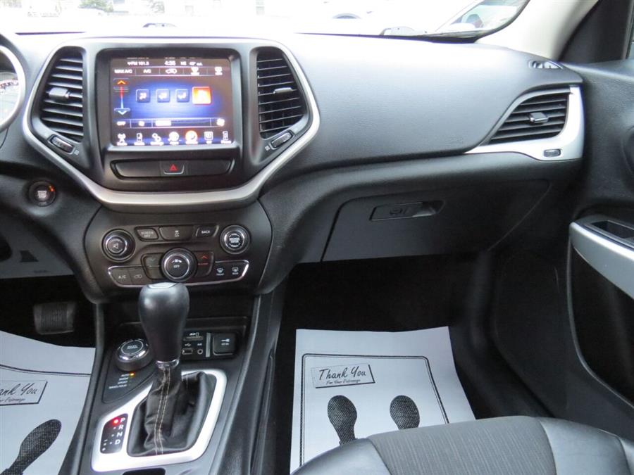 2018 Jeep Cherokee Latitude Plus 4x4 4dr SUV, available for sale in Auburn, Maine | Lake City Exports Inc. Auburn, Maine 2018 Jeep Cherokee Latitude Plus 4x4 4dr SUV, available for sale in Auburn, Maine | Lake City Exports Inc. Auburn, Maine