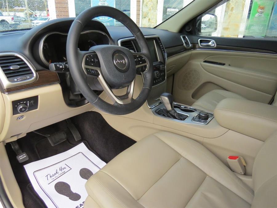 2017 Jeep Grand Cherokee Limited 4x4 4dr SUV, available for sale in Auburn, Maine | Lake City Exports Inc. Auburn, Maine 2017 Jeep Grand Cherokee Limited 4x4 4dr SUV, available for sale in Auburn, Maine | Lake City Exports Inc. Auburn, Maine