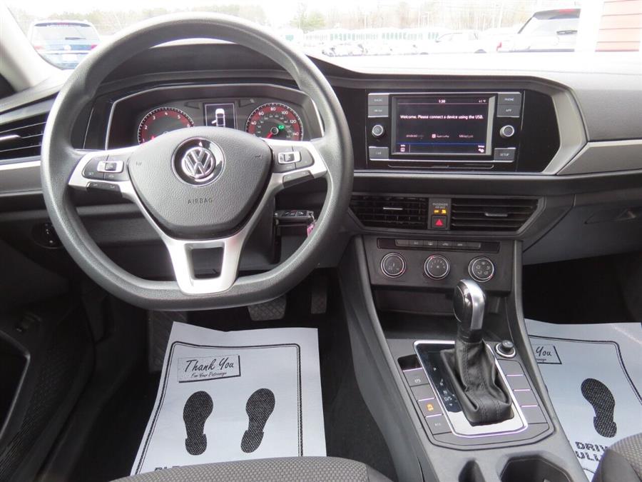 2019 Volkswagen Jetta SE 4dr Sedan, available for sale in Auburn, Maine | Lake City Exports Inc. Auburn, Maine 2019 Volkswagen Jetta SE 4dr Sedan, available for sale in Auburn, Maine | Lake City Exports Inc. Auburn, Maine