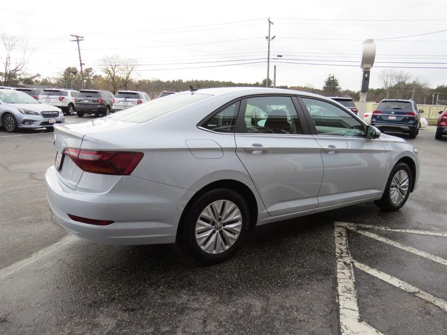 2019 Volkswagen Jetta SE 4dr Sedan, available for sale in Auburn, Maine | Lake City Exports Inc. Auburn, Maine 2019 Volkswagen Jetta SE 4dr Sedan, available for sale in Auburn, Maine | Lake City Exports Inc. Auburn, Maine