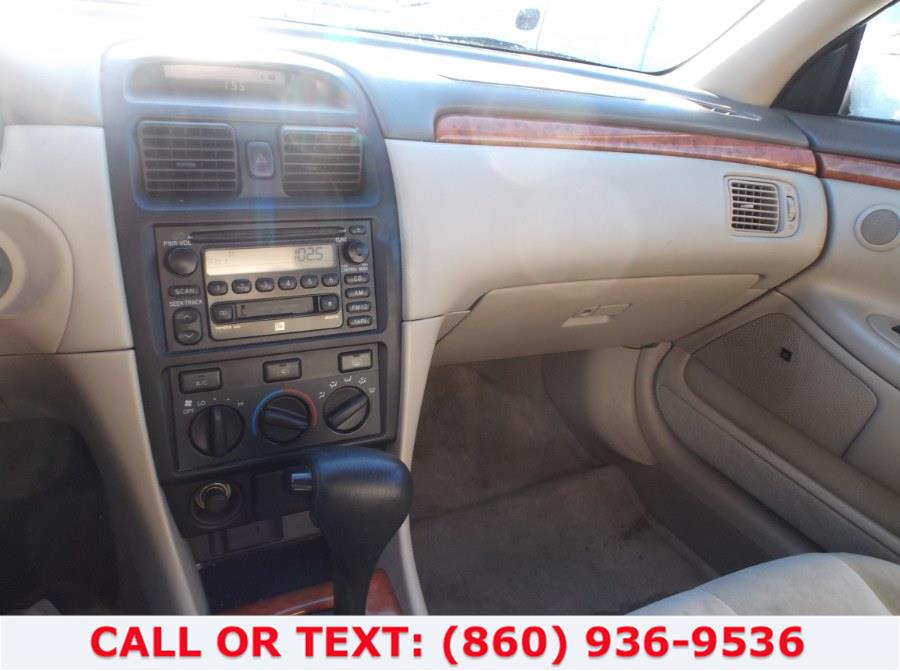 2002 Toyota Camry Solara 2dr Cpe SE Auto (Natl), available for sale in Hartford, Connecticut | Lee Motors Sales Inc. Hartford, Connecticut 2002 Toyota Camry Solara 2dr Cpe SE Auto (Natl), available for sale in Hartford, Connecticut | Lee Motors Sales Inc. Hartford, Connecticut