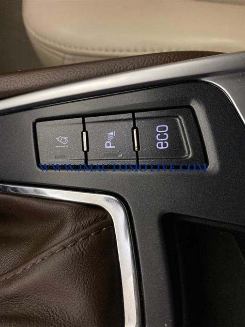 Used Cadillac Srx AWD 4dr Luxury Collection 2015 | J&M Automotive Sls&Svc LLC. Naugatuck, Connecticut Used Cadillac Srx AWD 4dr Luxury Collection 2015 | J&M Automotive Sls&Svc LLC. Naugatuck, Connecticut